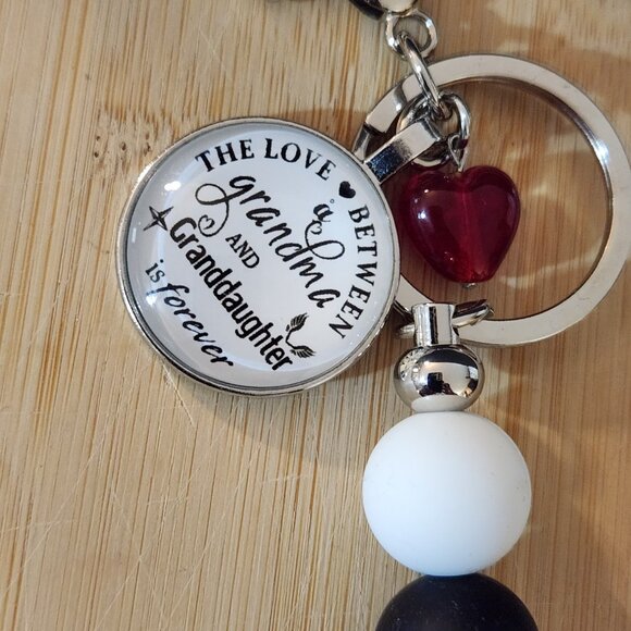 Hand Crafted Purse Charm Key Chain Grandma & Granddaughter Black White Red Heart - Picture 6 of 7